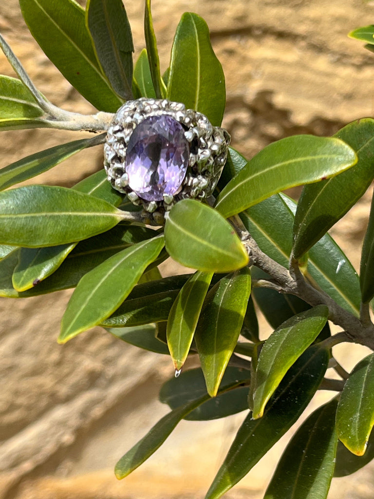 cadmanrock Ring Coral Ring in Amethyst Gemstone